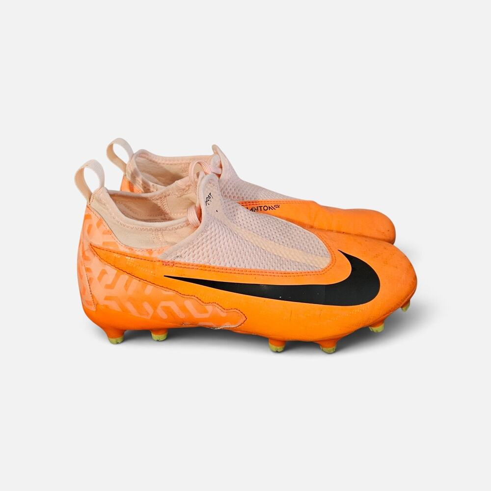 Nike Phantom GX Academy Dynamic Fit Soccer Cleats US youth size 4